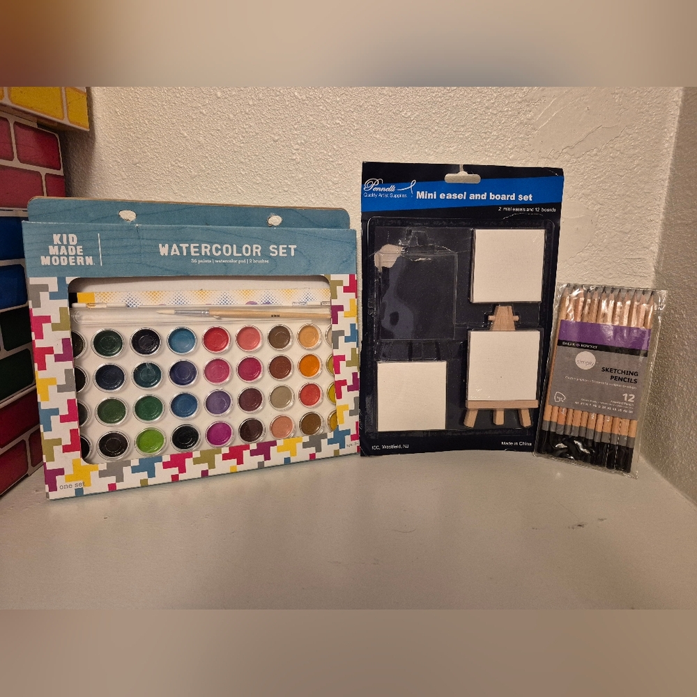 Artistic Set